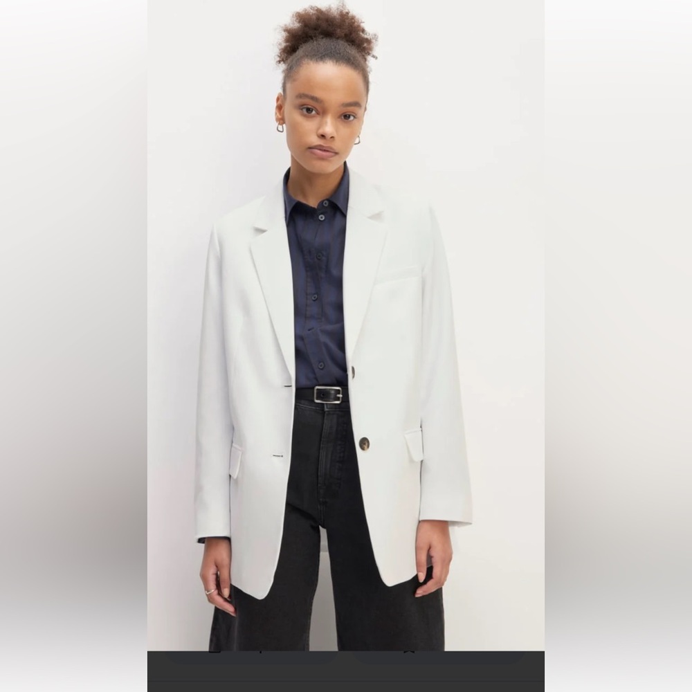 Everlane Women's Cream Blazer with Gold Buttons